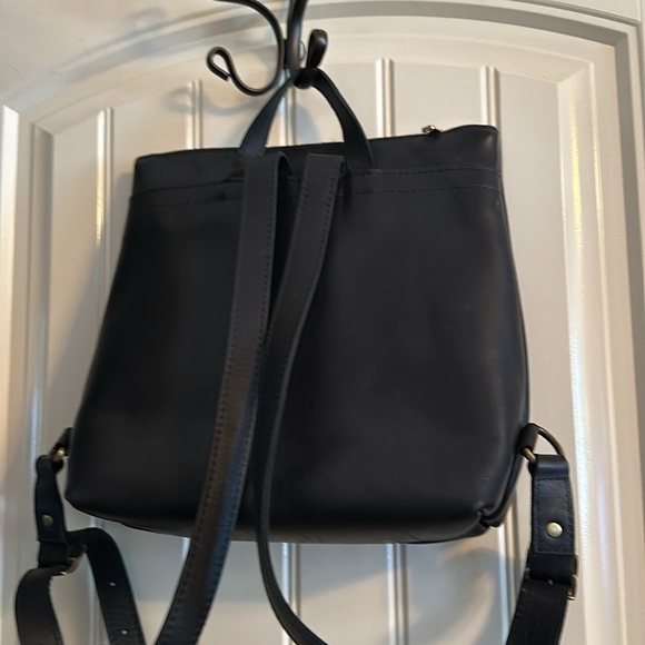 Portland Leather Goods smooth black leather tote backpack - Picture 2 of 6